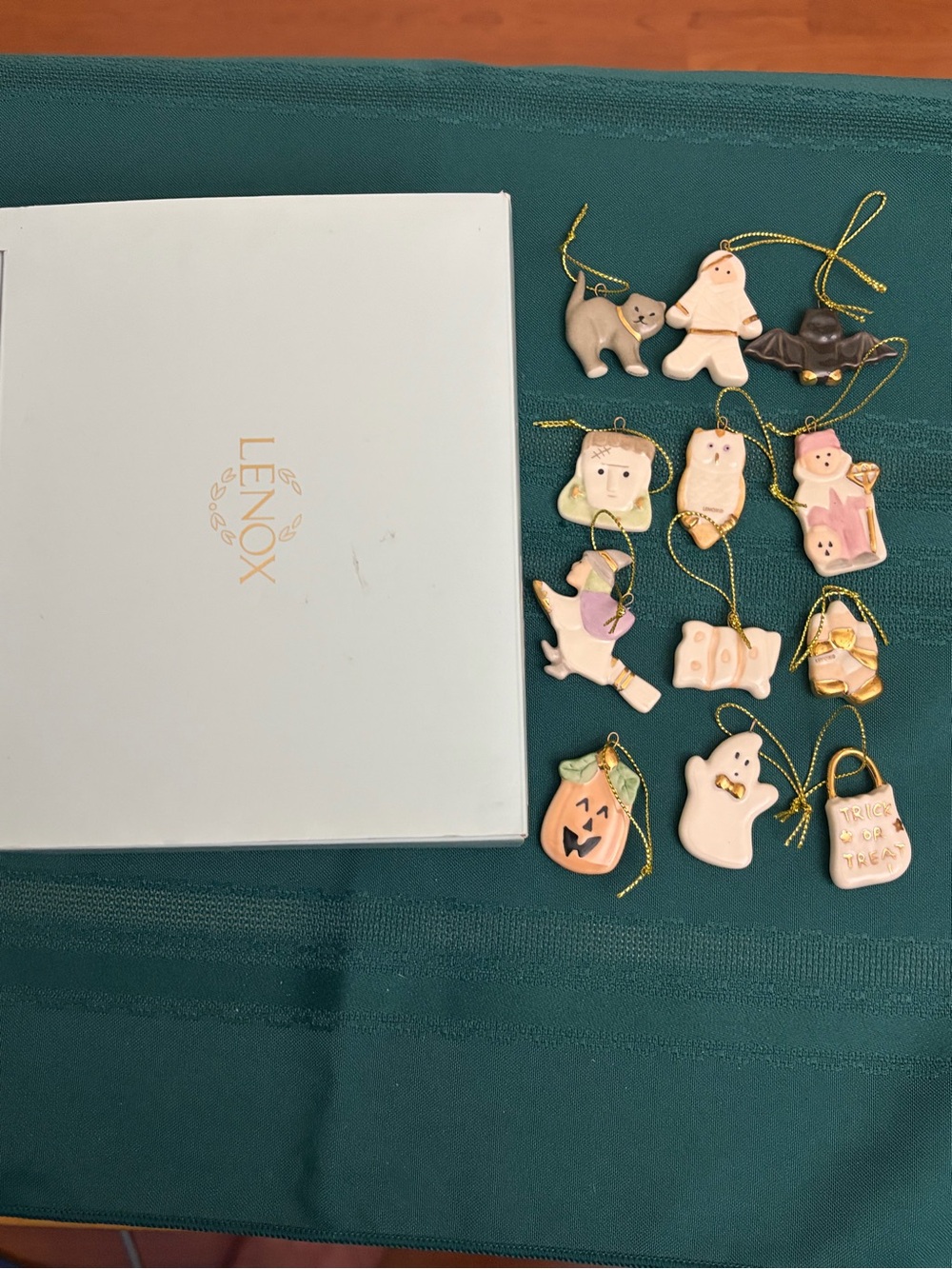 LENOX Trick Or Treat 12 Piece Halloween Mini Ornament Set NIB Set
